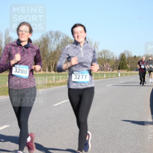 06.04.2025 - 44. Internationalen Wilhelmsburger Insellauf Jannik Wohlers http://msf.ph/oto/7615664 06.04.2025 09:35:17 Laufen 3280, 3277 meine-sportfotos.de