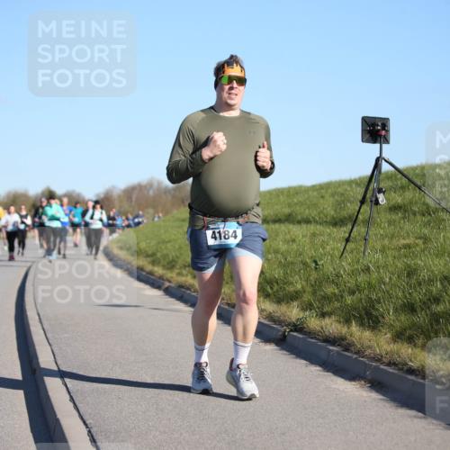 06.04.2025 - 44. Internationalen Wilhelmsburger Insellauf Jannik Wohlers http://msf.ph/oto/7615686 06.04.2025 09:35:24 Laufen 78, 3981, 4184 meine-sportfotos.de