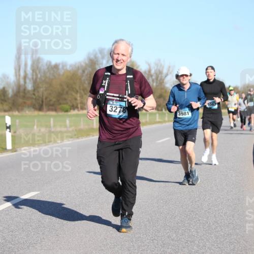06.04.2025 - 44. Internationalen Wilhelmsburger Insellauf Jannik Wohlers http://msf.ph/oto/7615690 06.04.2025 09:35:26 Laufen 0, 4567, 3278, 3981 meine-sportfotos.de