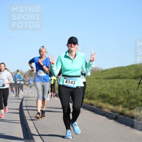 06.04.2025 - 44. Internationalen Wilhelmsburger Insellauf Jannik Wohlers http://msf.ph/oto/7615706 06.04.2025 09:35:33 Laufen 3485, 45, 3882, 3073, 4143 meine-sportfotos.de