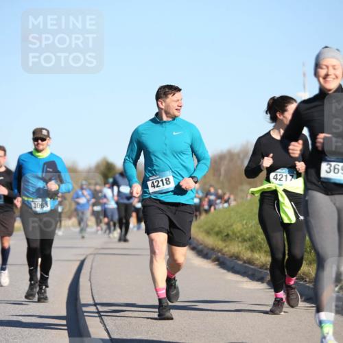 06.04.2025 - 44. Internationalen Wilhelmsburger Insellauf Jannik Wohlers http://msf.ph/oto/7615727 06.04.2025 09:35:38 Laufen 4218, 3083, 4217, 3695 meine-sportfotos.de