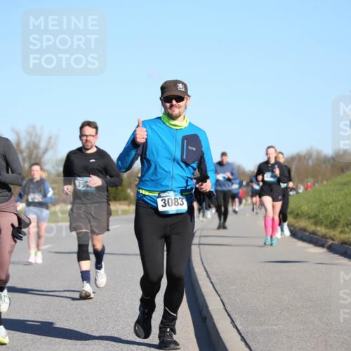 06.04.2025 - 44. Internationalen Wilhelmsburger Insellauf Jannik Wohlers http://msf.ph/oto/7615752 06.04.2025 09:35:42 Laufen 3082, 395, 3083 meine-sportfotos.de