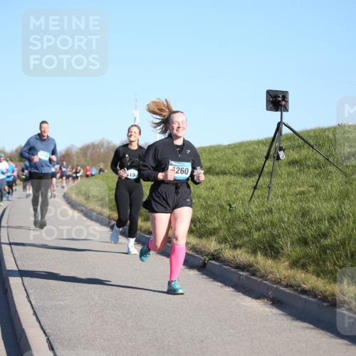 06.04.2025 - 44. Internationalen Wilhelmsburger Insellauf Jannik Wohlers http://msf.ph/oto/7615780 06.04.2025 09:35:46 Laufen 3919, 4153, 4260 meine-sportfotos.de
