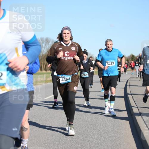 06.04.2025 - 44. Internationalen Wilhelmsburger Insellauf Jannik Wohlers http://msf.ph/oto/7615834 06.04.2025 09:35:58 Laufen 4562, 4364, 3905, 5223, 5176 meine-sportfotos.de