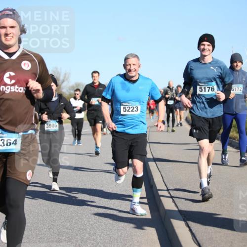 06.04.2025 - 44. Internationalen Wilhelmsburger Insellauf Jannik Wohlers http://msf.ph/oto/7615841 06.04.2025 09:35:59 Laufen 4364, 3905, 5223, 5176, 5172 meine-sportfotos.de