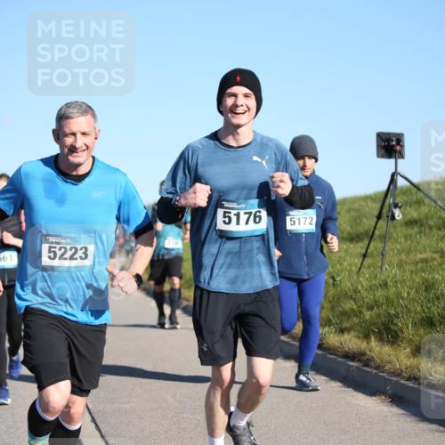 06.04.2025 - 44. Internationalen Wilhelmsburger Insellauf Jannik Wohlers http://msf.ph/oto/7615848 06.04.2025 09:36:00 Laufen 561, 5223, 3192, 5176, 5172 meine-sportfotos.de