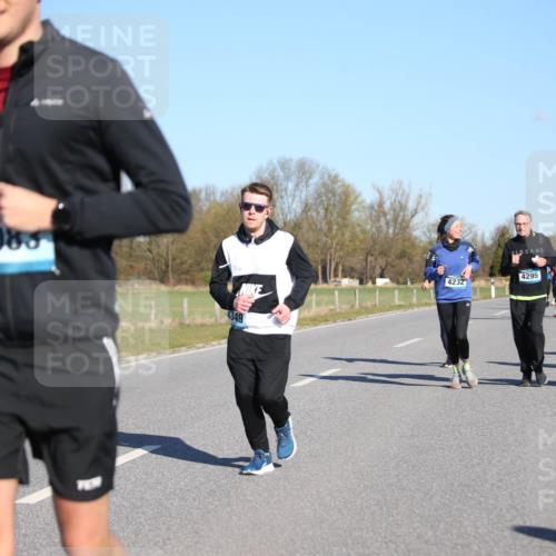 06.04.2025 - 44. Internationalen Wilhelmsburger Insellauf Jannik Wohlers http://msf.ph/oto/7615868 06.04.2025 09:36:04 Laufen 5085, 4349, 4232, 4295, 343 meine-sportfotos.de