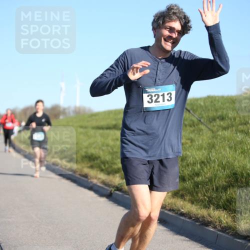 06.04.2025 - 44. Internationalen Wilhelmsburger Insellauf Jannik Wohlers http://msf.ph/oto/7615894 06.04.2025 09:36:09 Laufen 3213 meine-sportfotos.de