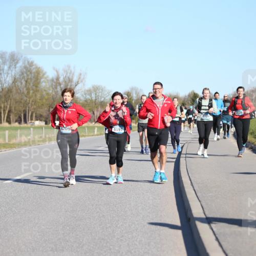 06.04.2025 - 44. Internationalen Wilhelmsburger Insellauf Jannik Wohlers http://msf.ph/oto/7615903 06.04.2025 09:36:12 Laufen 4209, 4191, 3125 meine-sportfotos.de