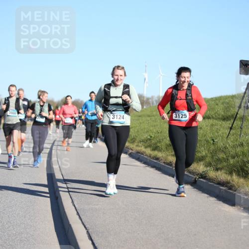 06.04.2025 - 44. Internationalen Wilhelmsburger Insellauf Jannik Wohlers http://msf.ph/oto/7615925 06.04.2025 09:36:16 Laufen 3125, 3124, 3980, 3979 meine-sportfotos.de