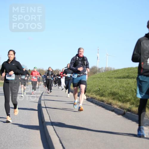 06.04.2025 - 44. Internationalen Wilhelmsburger Insellauf Jannik Wohlers http://msf.ph/oto/7615951 06.04.2025 09:36:24 Laufen 942, 4060, 3723, 4369 meine-sportfotos.de