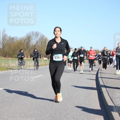 06.04.2025 - 44. Internationalen Wilhelmsburger Insellauf Jannik Wohlers http://msf.ph/oto/7615952 06.04.2025 09:36:24 Laufen 4060, 3723, 3296, 3942 meine-sportfotos.de