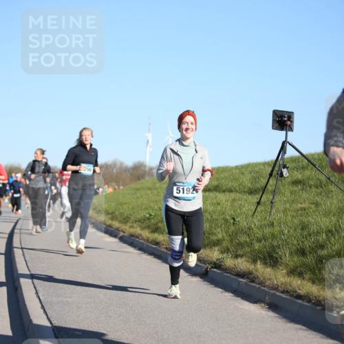 06.04.2025 - 44. Internationalen Wilhelmsburger Insellauf Jannik Wohlers http://msf.ph/oto/7615963 06.04.2025 09:36:26 Laufen 296, 5192, 3942 meine-sportfotos.de