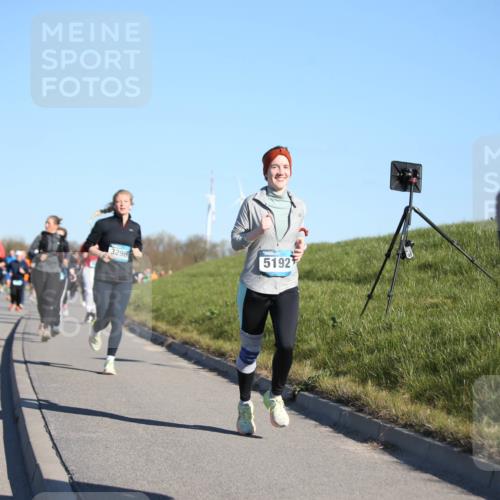 06.04.2025 - 44. Internationalen Wilhelmsburger Insellauf Jannik Wohlers http://msf.ph/oto/7615964 06.04.2025 09:36:26 Laufen 51927, 3942, 3296 meine-sportfotos.de