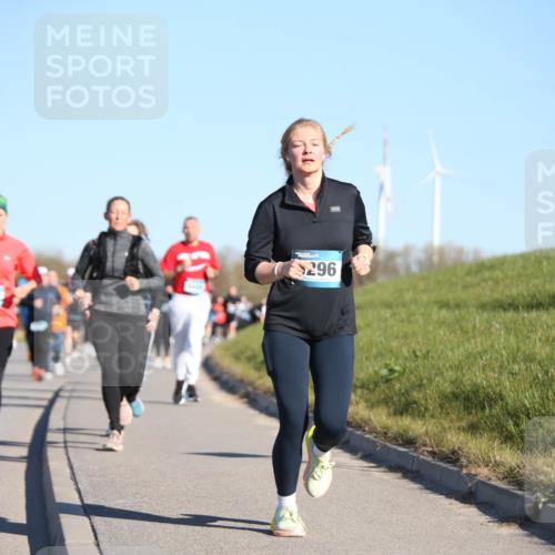 06.04.2025 - 44. Internationalen Wilhelmsburger Insellauf Jannik Wohlers http://msf.ph/oto/7615966 06.04.2025 09:36:28 Laufen 3707, 296 meine-sportfotos.de