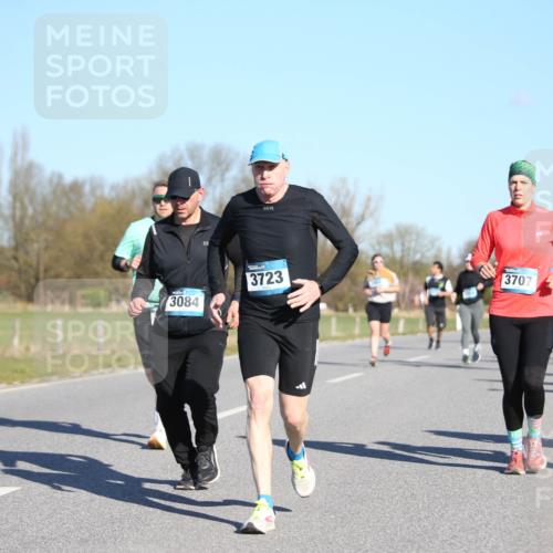 06.04.2025 - 44. Internationalen Wilhelmsburger Insellauf Jannik Wohlers http://msf.ph/oto/7615973 06.04.2025 09:36:29 Laufen 3084, 3723, 3707 meine-sportfotos.de