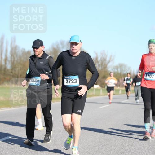 06.04.2025 - 44. Internationalen Wilhelmsburger Insellauf Jannik Wohlers http://msf.ph/oto/7615978 06.04.2025 09:36:30 Laufen 3084, 3723, 3707 meine-sportfotos.de