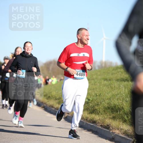 06.04.2025 - 44. Internationalen Wilhelmsburger Insellauf Jannik Wohlers http://msf.ph/oto/7615983 06.04.2025 09:36:32 Laufen 4489, 7 meine-sportfotos.de
