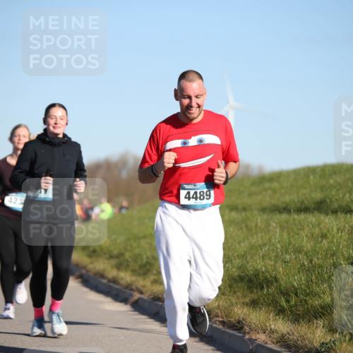06.04.2025 - 44. Internationalen Wilhelmsburger Insellauf Jannik Wohlers http://msf.ph/oto/7615984 06.04.2025 09:36:33 Laufen 423, 4489 meine-sportfotos.de