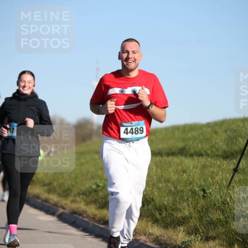 06.04.2025 - 44. Internationalen Wilhelmsburger Insellauf Jannik Wohlers http://msf.ph/oto/7615987 06.04.2025 09:36:33 Laufen 4235, 4489 meine-sportfotos.de