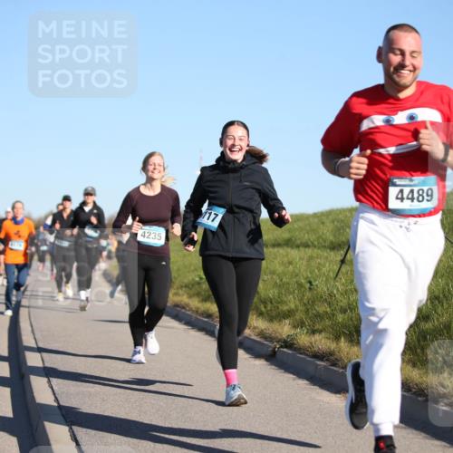 06.04.2025 - 44. Internationalen Wilhelmsburger Insellauf Jannik Wohlers http://msf.ph/oto/7615999 06.04.2025 09:36:35 Laufen 3136, 4179, 4235, 117, 4489 meine-sportfotos.de