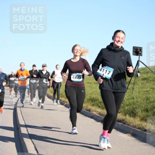 06.04.2025 - 44. Internationalen Wilhelmsburger Insellauf Jannik Wohlers http://msf.ph/oto/7616006 06.04.2025 09:36:35 Laufen 3136, 4540, 1421, 4235, 4117 meine-sportfotos.de