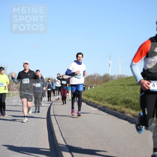 06.04.2025 - 44. Internationalen Wilhelmsburger Insellauf Jannik Wohlers http://msf.ph/oto/7616035 06.04.2025 09:36:42 Laufen 3193, 3719, 3002, 4187, 3807, 4113 meine-sportfotos.de