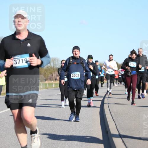 06.04.2025 - 44. Internationalen Wilhelmsburger Insellauf Jannik Wohlers http://msf.ph/oto/7616043 06.04.2025 09:36:44 Laufen 3193, 3719, 3002, 4187, 98 meine-sportfotos.de