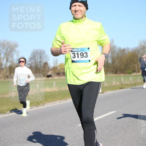 06.04.2025 - 44. Internationalen Wilhelmsburger Insellauf Jannik Wohlers http://msf.ph/oto/7616052 06.04.2025 09:36:46 Laufen 3193 meine-sportfotos.de