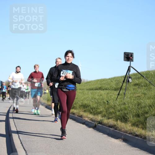 06.04.2025 - 44. Internationalen Wilhelmsburger Insellauf Jannik Wohlers http://msf.ph/oto/7616057 06.04.2025 09:36:47 Laufen 4255, 41 meine-sportfotos.de