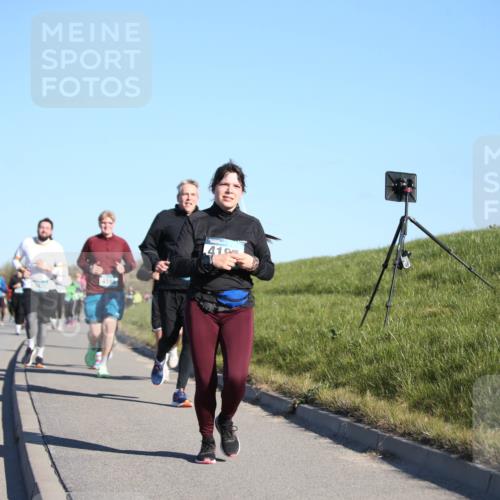 06.04.2025 - 44. Internationalen Wilhelmsburger Insellauf Jannik Wohlers http://msf.ph/oto/7616060 06.04.2025 09:36:48 Laufen 4255, 416, 419 meine-sportfotos.de