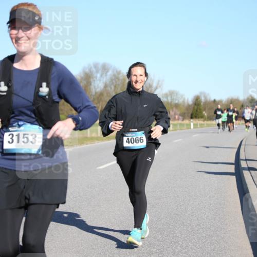 06.04.2025 - 44. Internationalen Wilhelmsburger Insellauf Jannik Wohlers http://msf.ph/oto/7616297 06.04.2025 09:37:34 Laufen 3153, 4066 meine-sportfotos.de