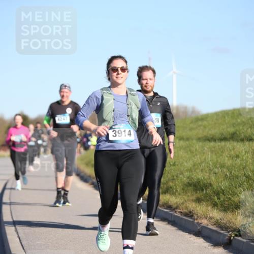 06.04.2025 - 44. Internationalen Wilhelmsburger Insellauf Jannik Wohlers http://msf.ph/oto/7617084 06.04.2025 09:40:56 Laufen 4247, 3914, 28 meine-sportfotos.de