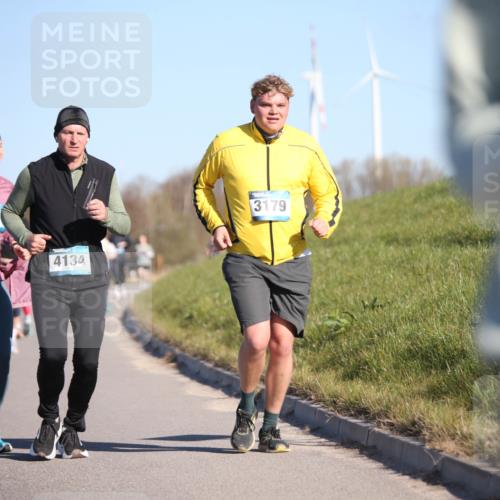 06.04.2025 - 44. Internationalen Wilhelmsburger Insellauf Jannik Wohlers http://msf.ph/oto/7617481 06.04.2025 09:43:02 Laufen 410, 87, 4134, 3179 meine-sportfotos.de