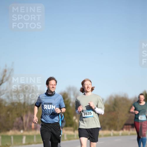 06.04.2025 - 44. Internationalen Wilhelmsburger Insellauf Jannik Wohlers http://msf.ph/oto/7617575 06.04.2025 09:43:34 Laufen 2024, 3935, 3853 meine-sportfotos.de