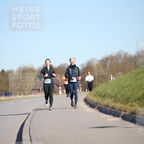 06.04.2025 - 44. Internationalen Wilhelmsburger Insellauf Jannik Wohlers http://msf.ph/oto/7617720 06.04.2025 09:44:38 Laufen 4621 meine-sportfotos.de