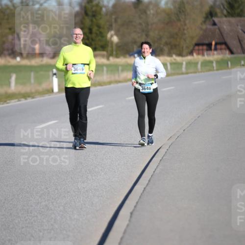 06.04.2025 - 44. Internationalen Wilhelmsburger Insellauf Jannik Wohlers http://msf.ph/oto/7617853 06.04.2025 09:45:18 Laufen 3649, 3648 meine-sportfotos.de