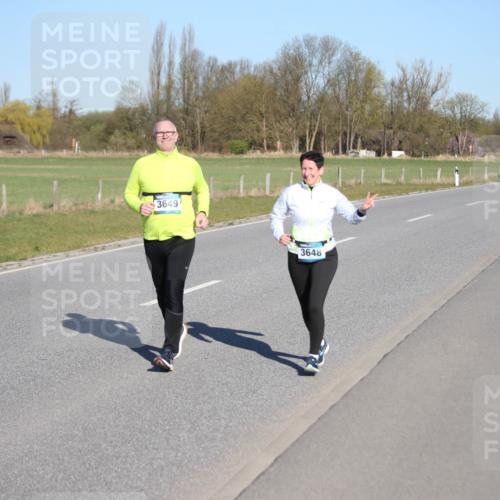 06.04.2025 - 44. Internationalen Wilhelmsburger Insellauf Jannik Wohlers http://msf.ph/oto/7617883 06.04.2025 09:45:23 Laufen 3649, 3648 meine-sportfotos.de