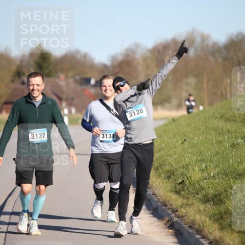 06.04.2025 - 44. Internationalen Wilhelmsburger Insellauf Jannik Wohlers http://msf.ph/oto/7618076 06.04.2025 09:46:05 Laufen 3127, 3131, 3128 meine-sportfotos.de