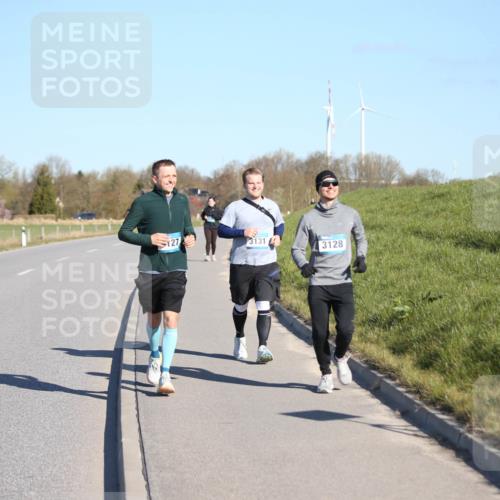 06.04.2025 - 44. Internationalen Wilhelmsburger Insellauf Jannik Wohlers http://msf.ph/oto/7618118 06.04.2025 09:46:09 Laufen 127, 3131, 3128 meine-sportfotos.de