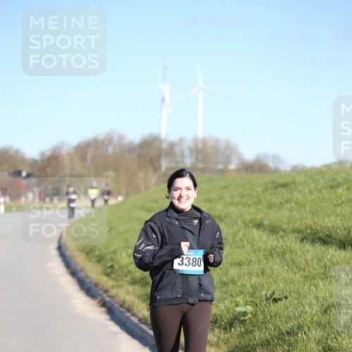 06.04.2025 - 44. Internationalen Wilhelmsburger Insellauf Jannik Wohlers http://msf.ph/oto/7618179 06.04.2025 09:46:23 Laufen 3380 meine-sportfotos.de