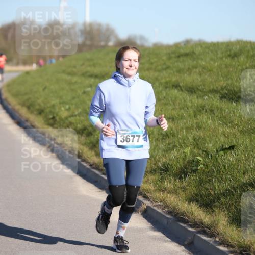 06.04.2025 - 44. Internationalen Wilhelmsburger Insellauf Jannik Wohlers http://msf.ph/oto/7618337 06.04.2025 09:47:19 Laufen 3677 meine-sportfotos.de