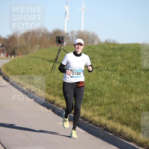 06.04.2025 - 44. Internationalen Wilhelmsburger Insellauf Jannik Wohlers http://msf.ph/oto/7618511 06.04.2025 09:48:31 Laufen 3180 meine-sportfotos.de