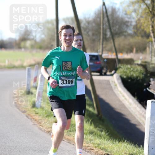 06.04.2025 - 44. Internationalen Wilhelmsburger Insellauf Jannik Wohlers http://msf.ph/oto/7618798 06.04.2025 09:57:01 Laufen 3398 meine-sportfotos.de