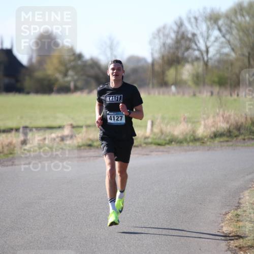 06.04.2025 - 44. Internationalen Wilhelmsburger Insellauf Jannik Wohlers http://msf.ph/oto/7618817 06.04.2025 09:57:33 Laufen 4127 meine-sportfotos.de