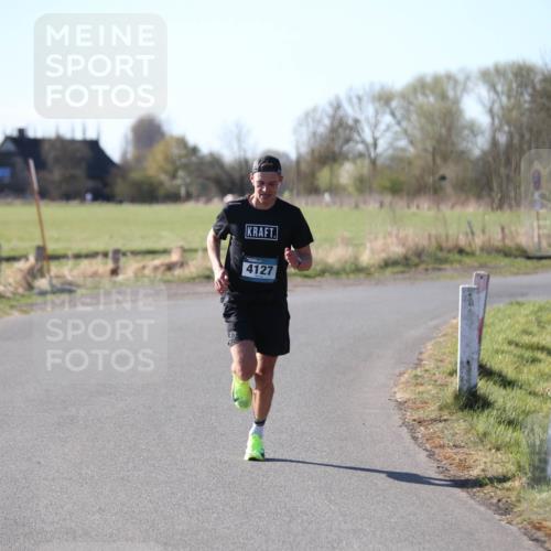 06.04.2025 - 44. Internationalen Wilhelmsburger Insellauf Jannik Wohlers http://msf.ph/oto/7618824 06.04.2025 09:57:34 Laufen 4127 meine-sportfotos.de