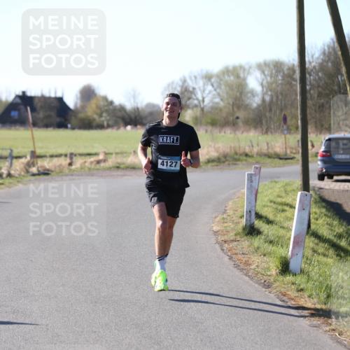 06.04.2025 - 44. Internationalen Wilhelmsburger Insellauf Jannik Wohlers http://msf.ph/oto/7618839 06.04.2025 09:57:35 Laufen 4127 meine-sportfotos.de