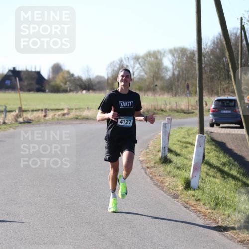 06.04.2025 - 44. Internationalen Wilhelmsburger Insellauf Jannik Wohlers http://msf.ph/oto/7618842 06.04.2025 09:57:35 Laufen 4127 meine-sportfotos.de