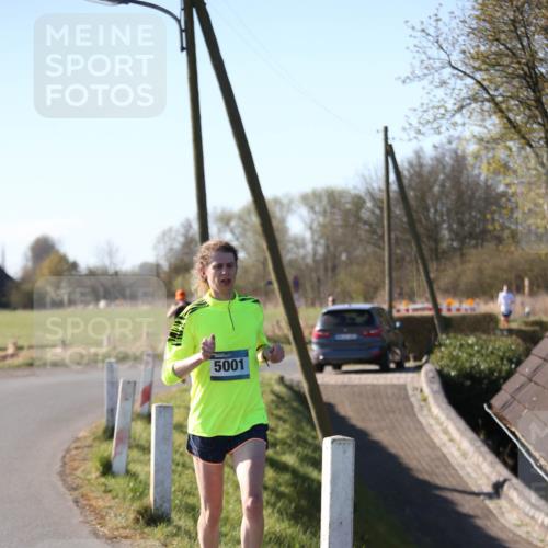 06.04.2025 - 44. Internationalen Wilhelmsburger Insellauf Jannik Wohlers http://msf.ph/oto/7618919 06.04.2025 09:58:49 Laufen 5001 meine-sportfotos.de