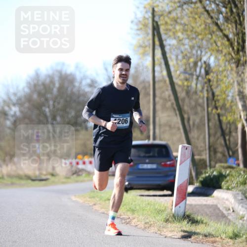 06.04.2025 - 44. Internationalen Wilhelmsburger Insellauf Jannik Wohlers http://msf.ph/oto/7618979 06.04.2025 09:59:42 Laufen 206 meine-sportfotos.de
